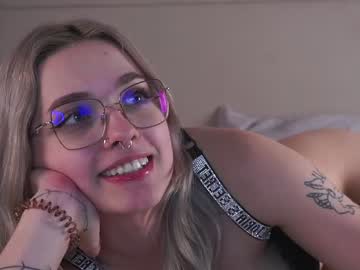 girl Chaturbate - Free Adult Webcams, Live Sex, Free Sex Chat, Exhibitionist & Pornstar Free Cams with elinacherry