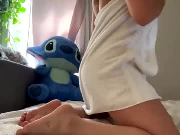 girl Chaturbate - Free Adult Webcams, Live Sex, Free Sex Chat, Exhibitionist & Pornstar Free Cams with laraa_04