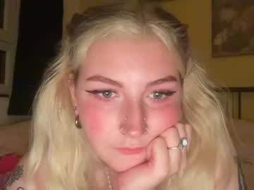 girl Chaturbate - Free Adult Webcams, Live Sex, Free Sex Chat, Exhibitionist & Pornstar Free Cams with lulababy23