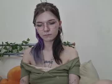 girl Chaturbate - Free Adult Webcams, Live Sex, Free Sex Chat, Exhibitionist & Pornstar Free Cams with lizzyylovesick